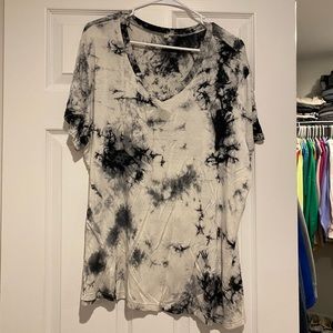 Short  sleeve tue dye T-shirt in XXL